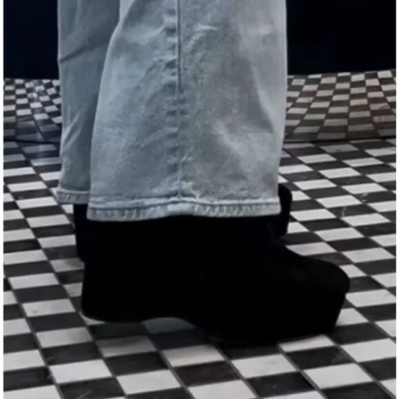 Clergerie Paris BELEN Suede Platform Boot Black size 9 $795.00 - Picture 8 of 8